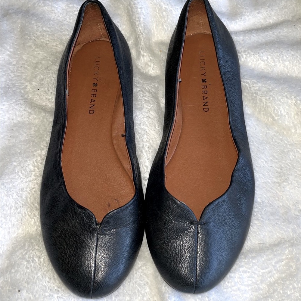 Lucky brand flat shoes